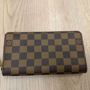 Designer Checkered Wallet